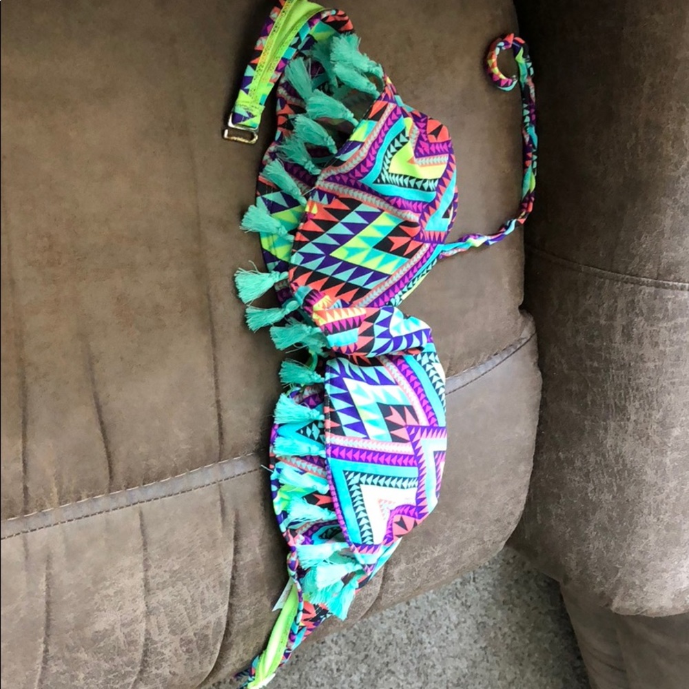 Strapless multi colored strapless swimsuit top